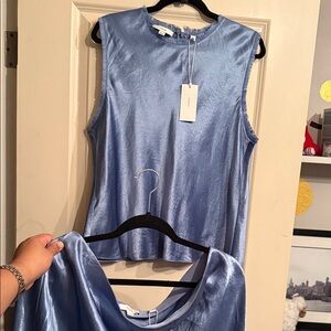 VINCE - NWT - Satin Light Blue Sleeveless Top and skirt set - size XL